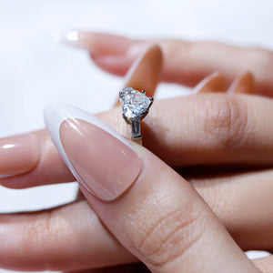 ハートシェイプカット ダイヤモンドリング PT – JaMais Jewelry
