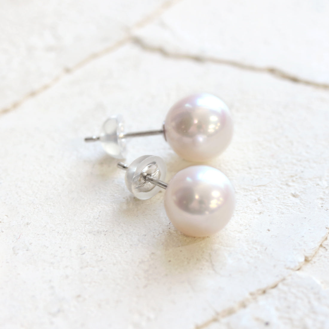 Aurora Blossom -オーロラ ブロッサム-<br>パールピアス 約8.7mm