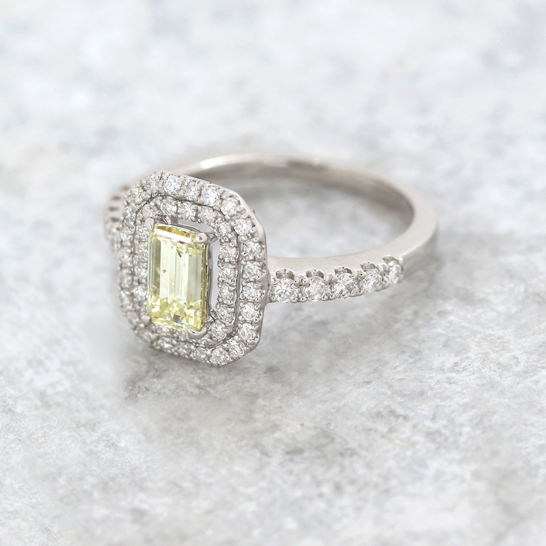 Double -ドゥブル - スクエア イエローダイヤモンドリング　PT