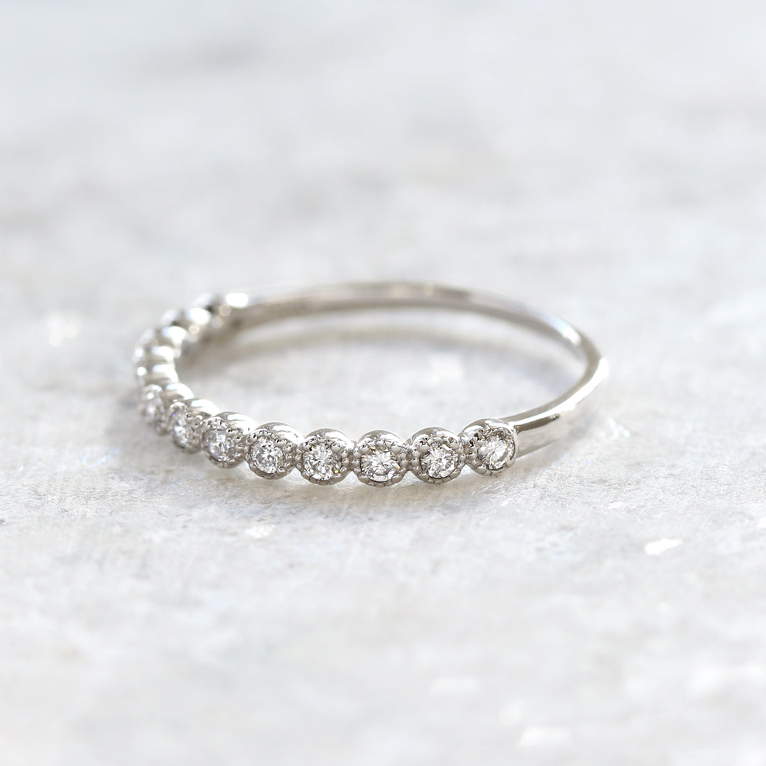 ハーフエタニティ　ダイヤモンドリング　PT