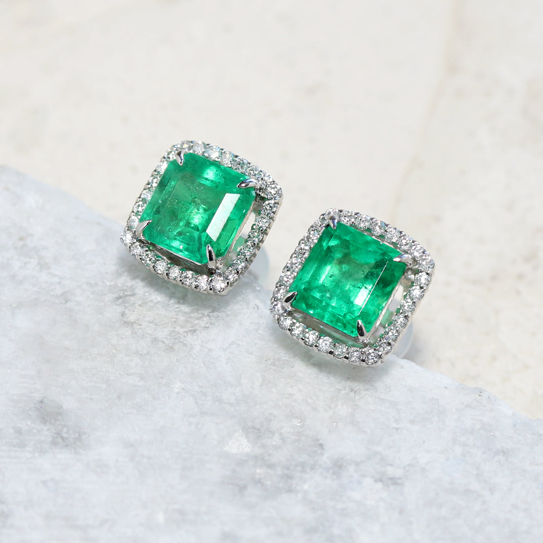 Etincelle -エタンセル-スクエアエメラルドピアス PT – JaMais Jewelry
