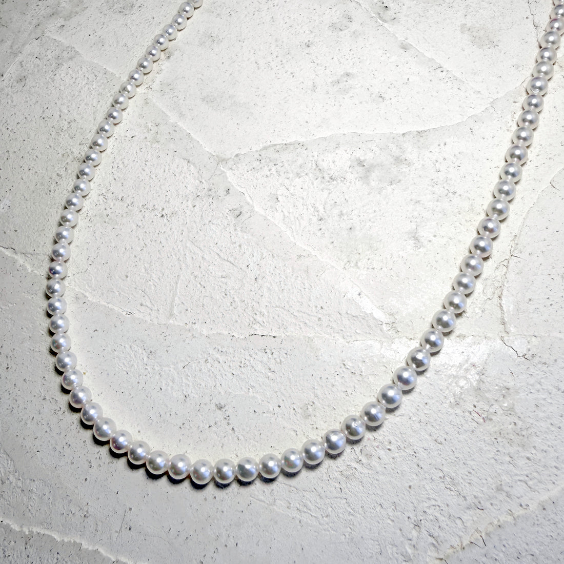 Aurora Baby -オーロラ ベビー- ベビーパールネックレス – JaMais Jewelry