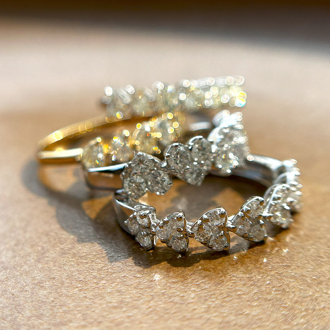 ハートシェイプハーフエタニティ ダイヤモンドリング WG – JaMais Jewelry