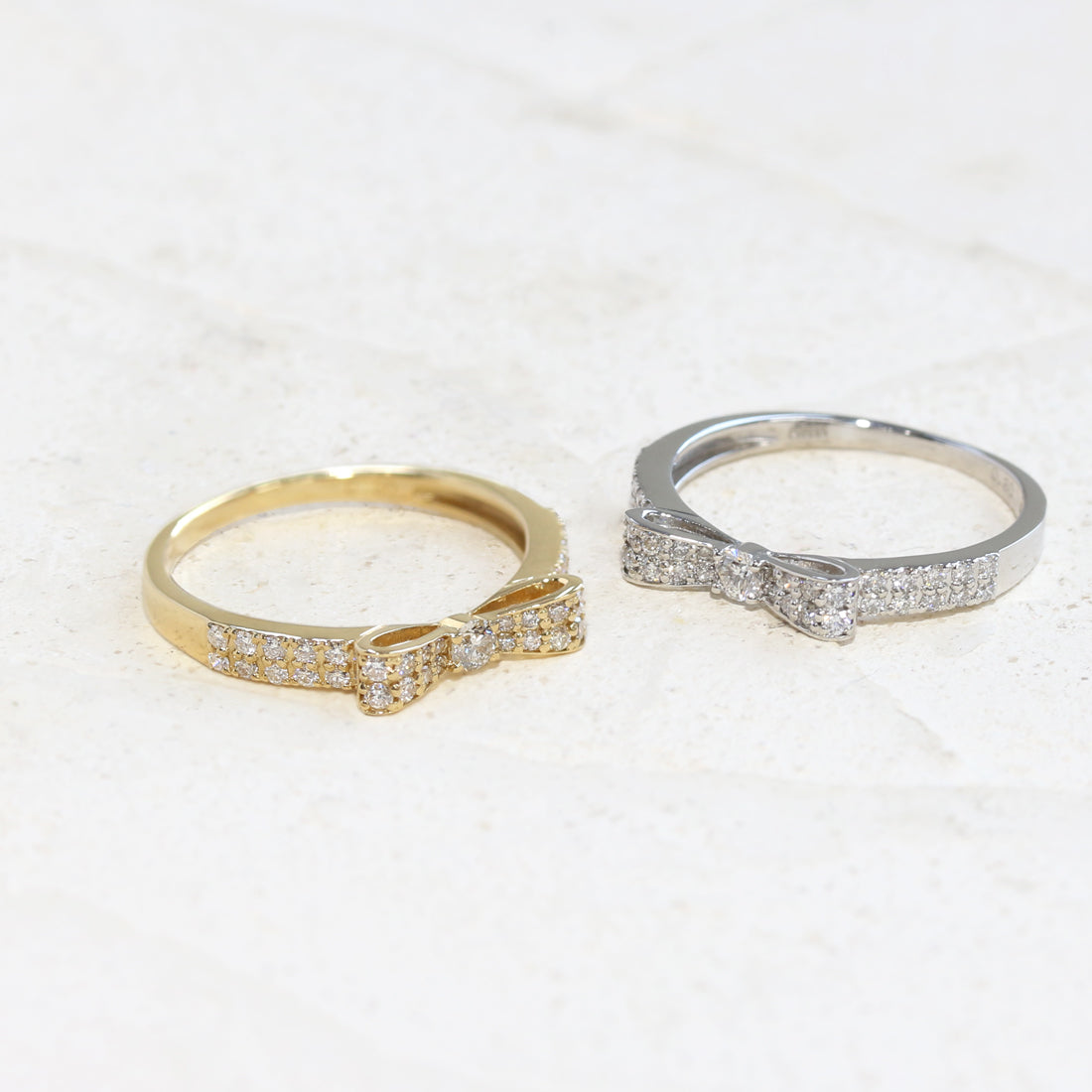 リボン　ダイヤモンドリング