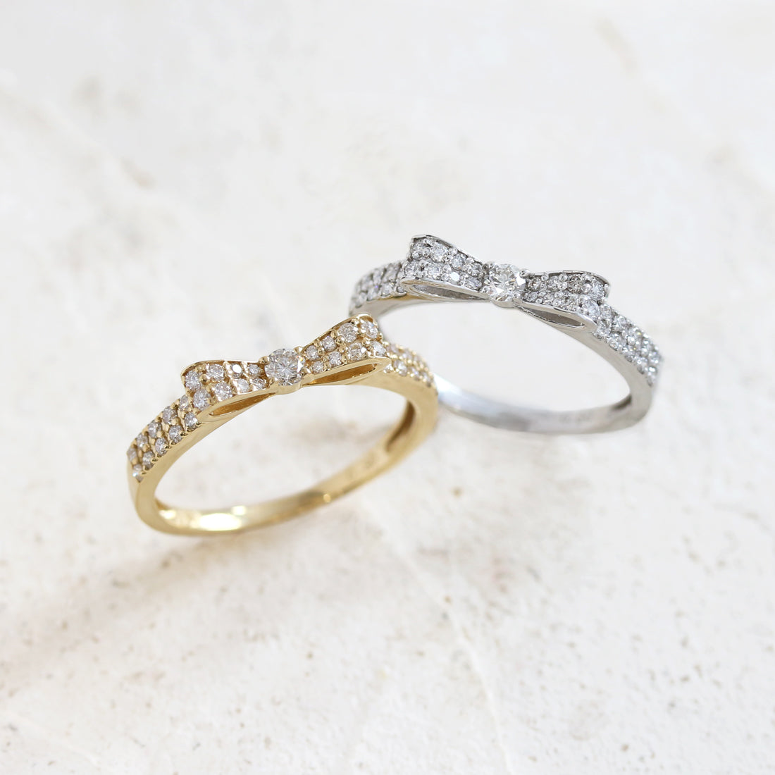 リボン　ダイヤモンドリング