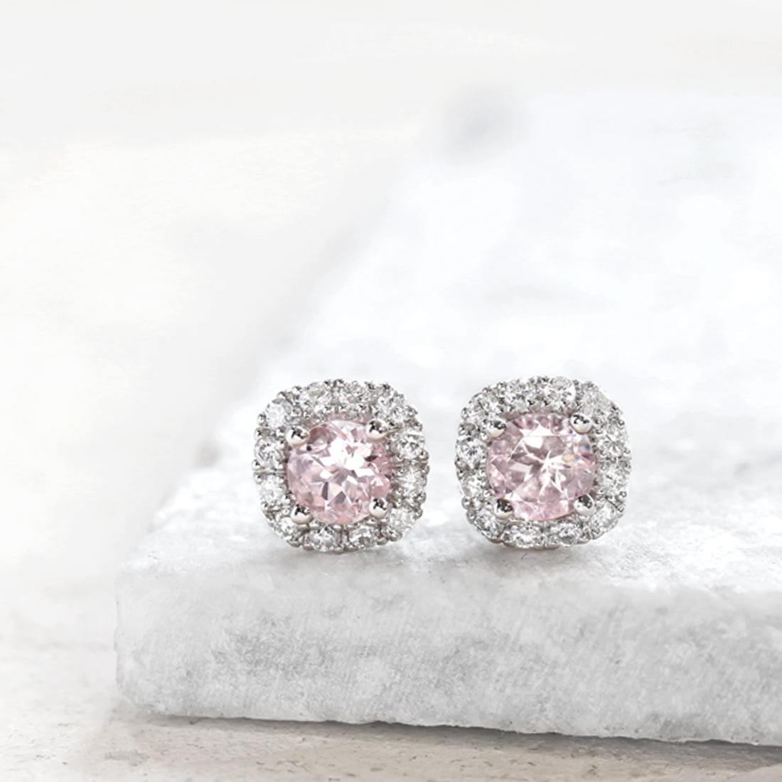 Etincelle -エタンセル-<br>モルガナイトスクエアピアス　PT