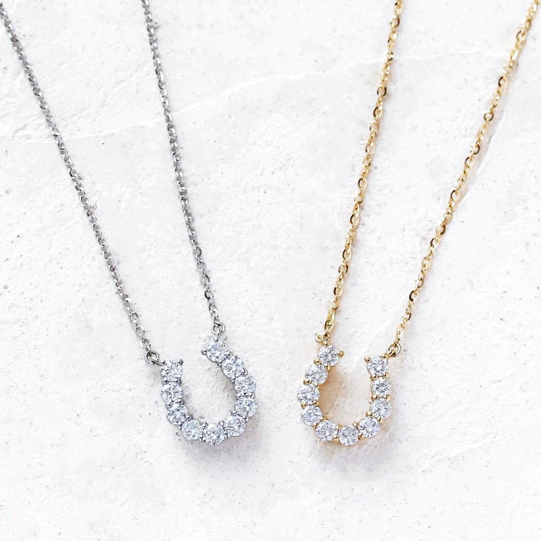ホースシュー　ダイヤモンドネックレス