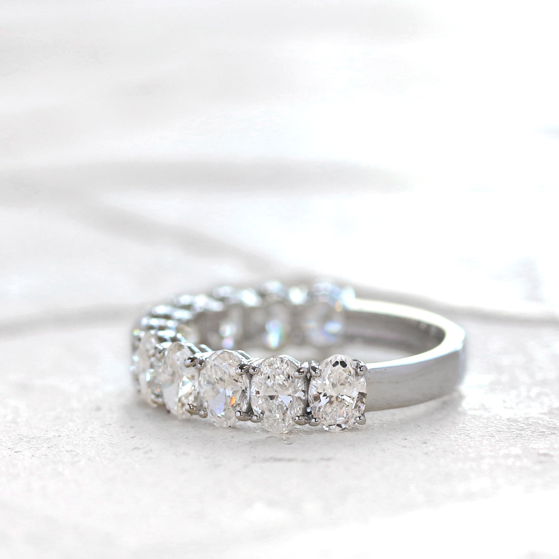 Oeuf - ウフ - <br>オーバルダイヤモンド 11P　ハーフエタニティリング