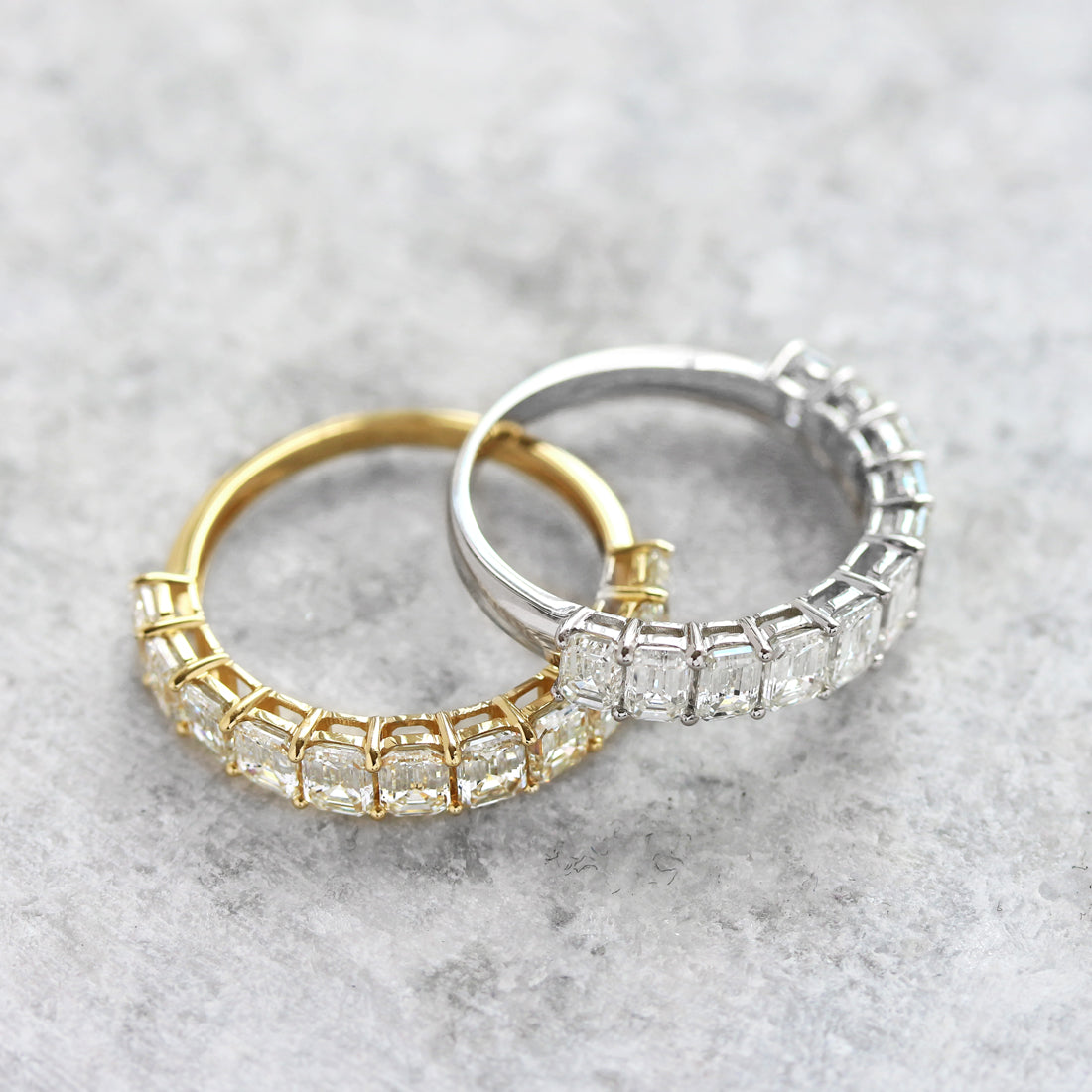 エメラルドカットダイヤモンド　ハーフエタニティリング