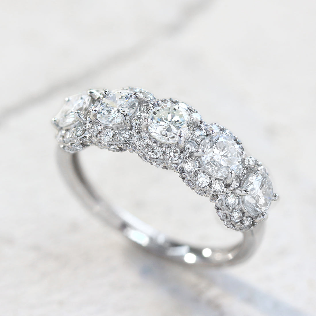 Nuage Ⅱ- ニュアージュ Ⅱ- <br>ダイヤモンドハーフエタニティリング　PT