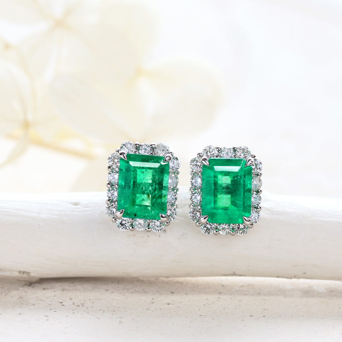Etincelle -エタンセル- スクエア ペリドットピアス PT – JaMais Jewelry
